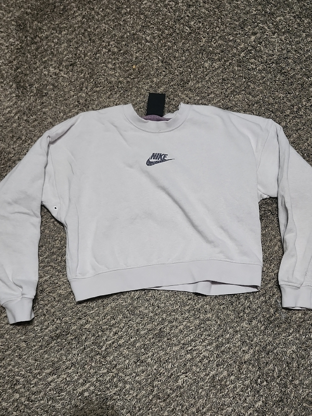 Nike Women's Light Gray Cropped Crewneck Sweatshirt
